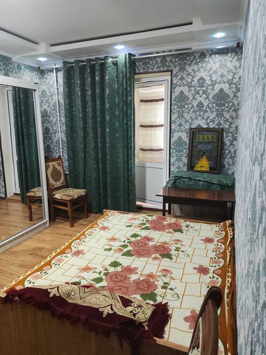 1 комнатная квартира , в кирпичном доме на 2 этаже