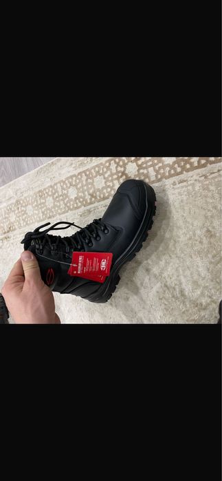 Продам Сефти ботинки хорошего качества