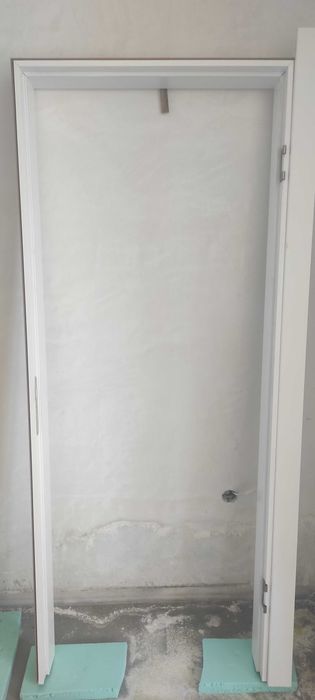 Интериорна врата за хол