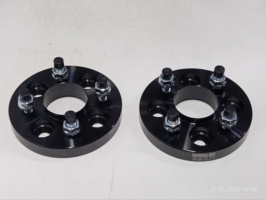 Колесные проставки гоночный вид