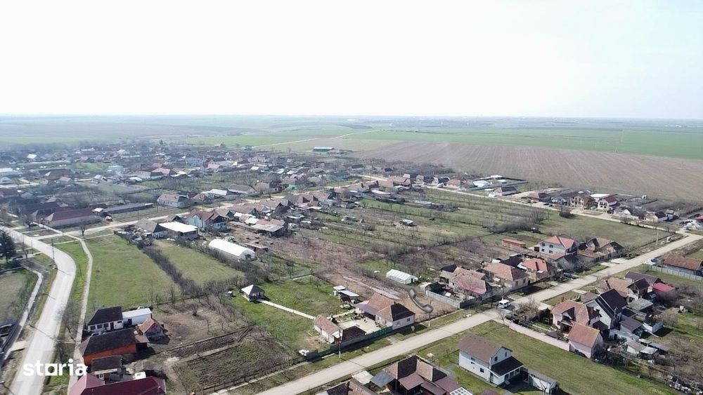 Teren de vânzare 1193mp 20ml Tisa Nouă (la intrare)