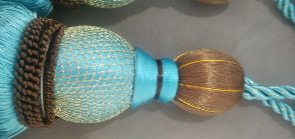 Продам кисти для штор, пара