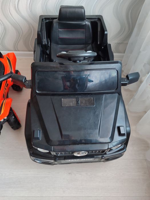 Продам детскую машину