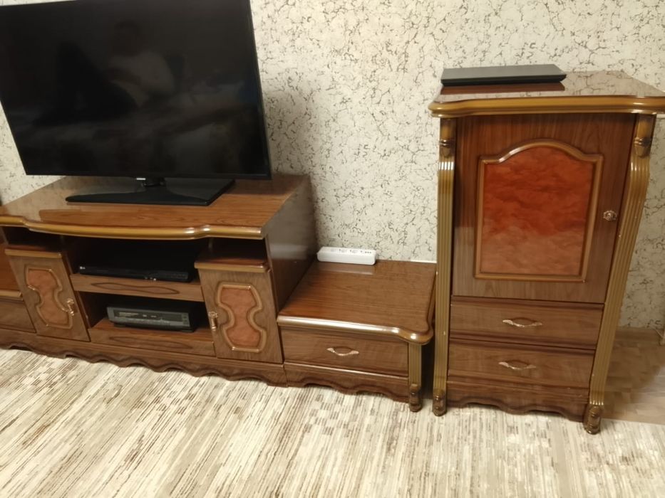 Продам для гостиной горку