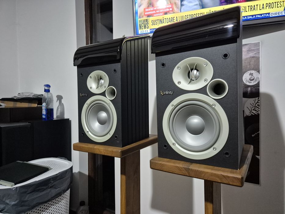 Infinity Classia C205 boxe de raft superbe