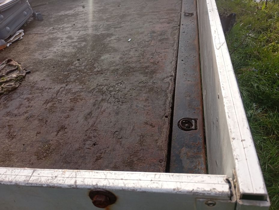 Каросерия и шаси  от Мерцедес Спринтер 3,70 метра дължина