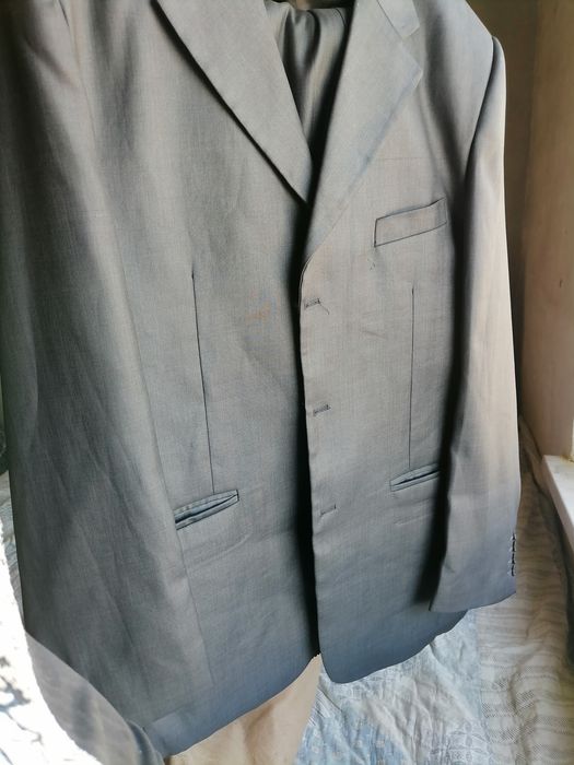 СРОЧНО  продам костюм