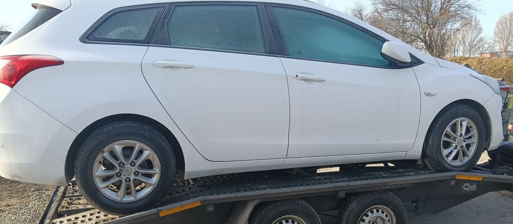 Dezmembrez hyundai i30