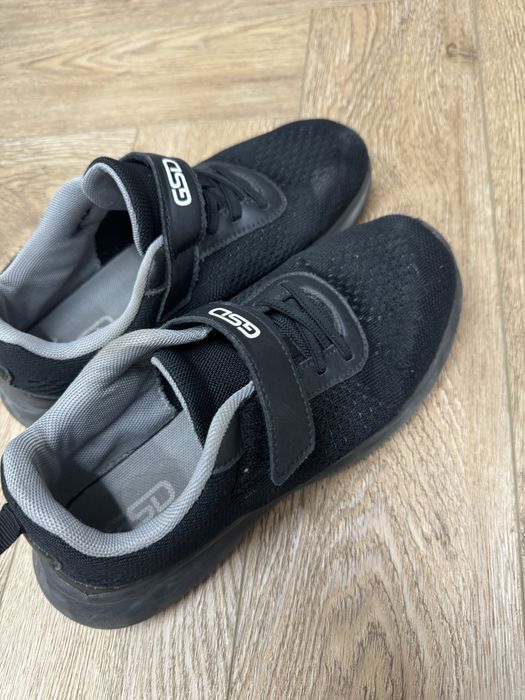 Кроссовки для мальчика