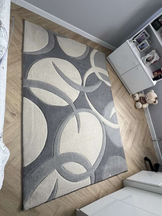 Килим в отлично състояние