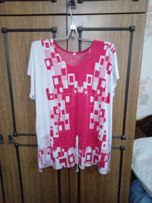 Продам блузки разные