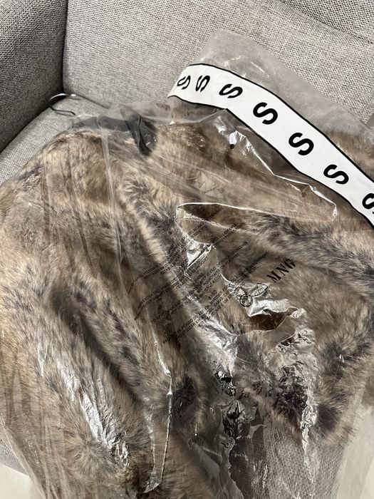 НОВО яке Манго космест ефект Fur effect jacket