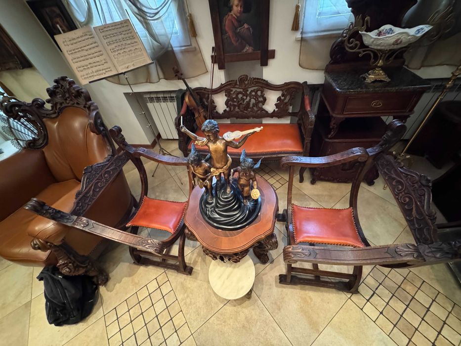 Стари мебели, пейка, два стола и масичка с интарзии