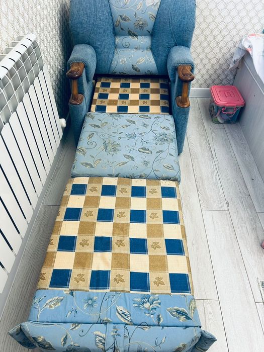 Диван, кресло Российская