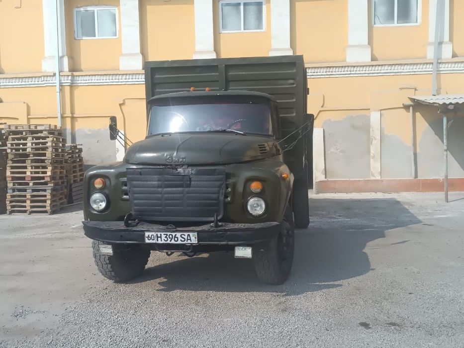 Zil.  130 sotiladi. 1985 йил