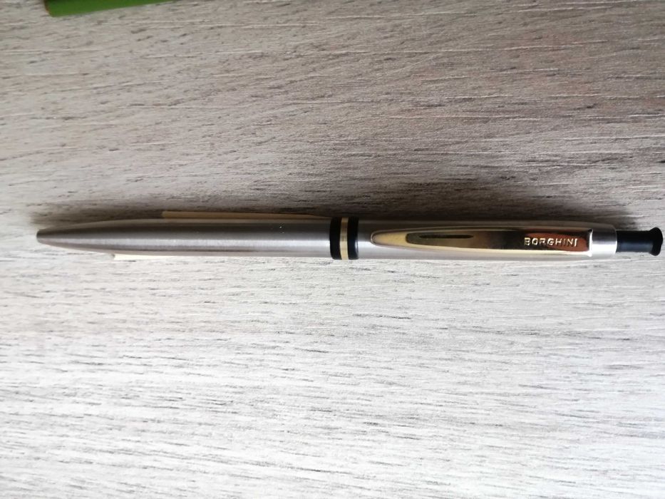 Луксозен и колекционерски химикали и мини молив