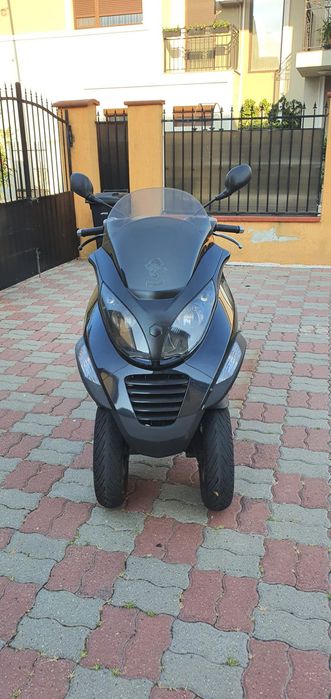Vând scuter Piaggio 250 IE