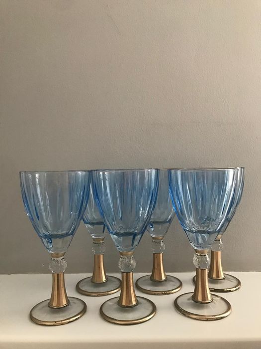 Продам набор фужеров.