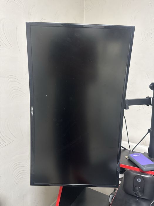 Samsung 27 Manitor
