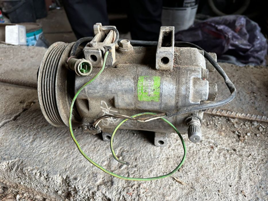 Компрессор кондиционера audi a6 б/у