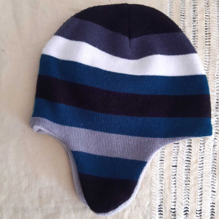 fes cu protectie pentru urechi si captusala