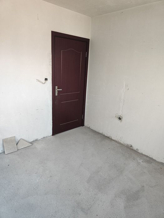 Продава се Тристаен апартамент в Хасково, Училищни - 92 кв.м за 1631 €/кв.м - Снимка #9