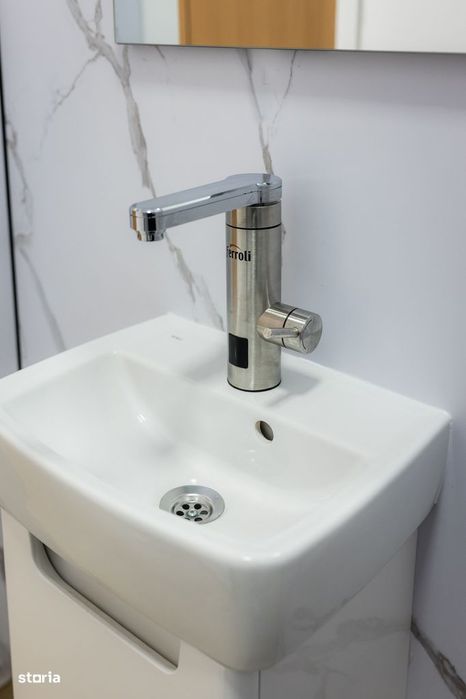De vânzare spațiu central 80 mp, Hub medical Ropharma