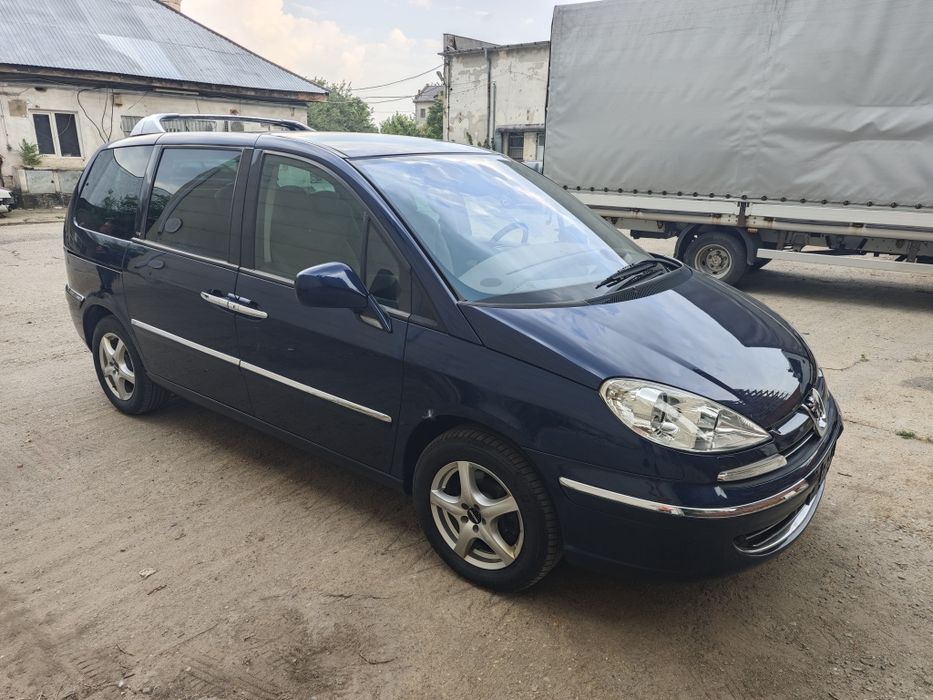 Peugeot 807 Premium 2.0hdi, 163cp, automat, navi, xenon, alcantara, scaune electrice și încălzite, roti iarna și vara, webasto, 7 locuri, euro 5