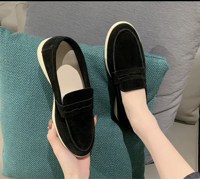 Продам лоферы 40 размер