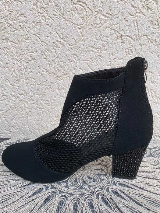 Ghete dama, noi, piele intoarsa si plasa, pentru primavara/vara, 37