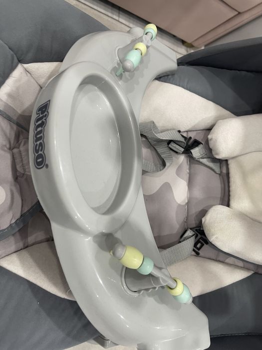 Продам детскую качалку