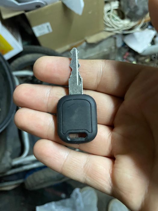 Продам кофру НОВАЯ!!