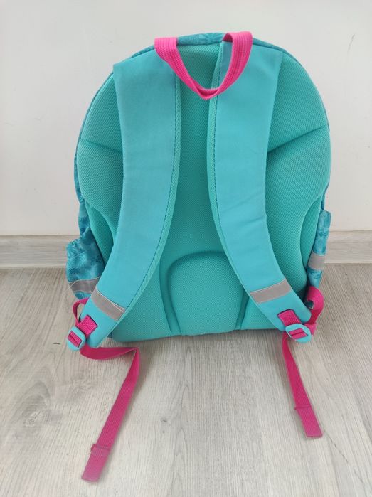 Раница за училище