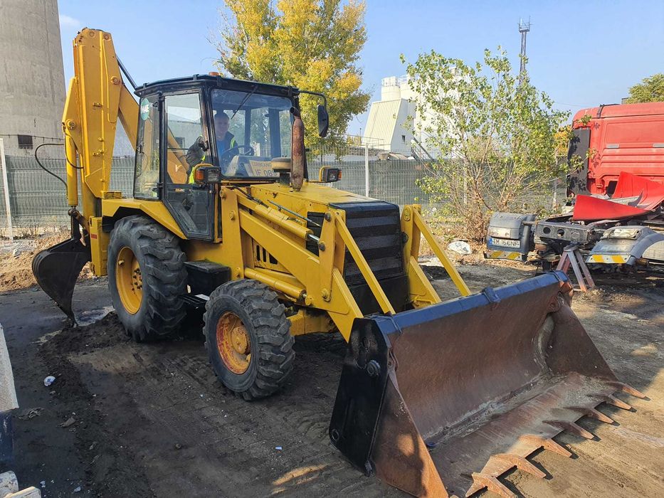 Buldoexcavator FAI 96 Komatsu 4x4