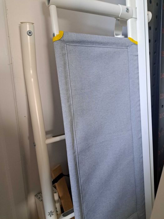 Cadru de pat supraetajat  Ikea si saltea Ikea