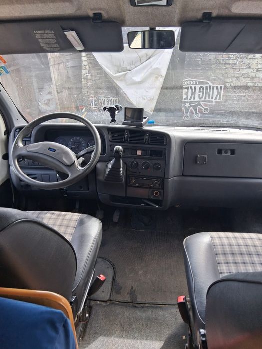 Vand rulota anu 1997 motor 1.9  pret.negociabil. telefon...0748151866