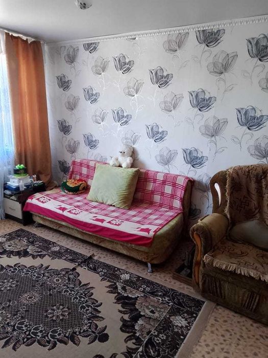 2 ком. квартира в с.Якорь!