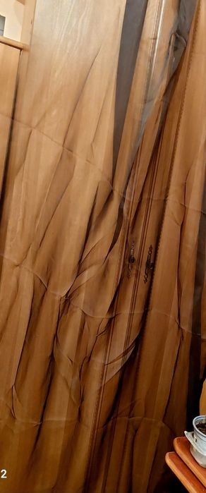 Продавам пердета
