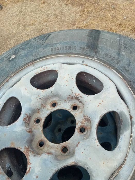 vand roti masina 235/75R15