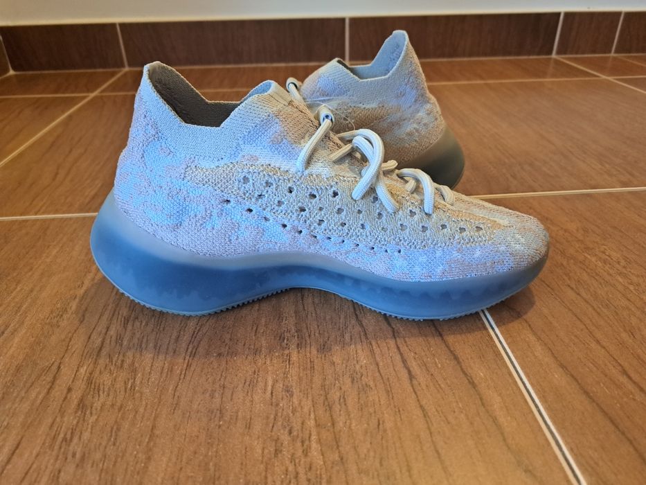 Adidas Yeezy Boost 380 Pepper 39 1/3 noi 100 originali.