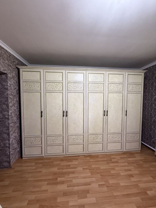 Продам спальный гарнитур