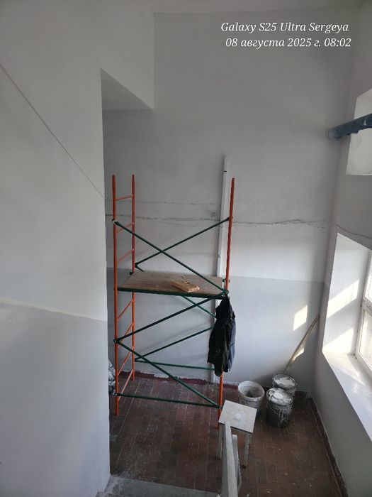 ремонт подъезда.