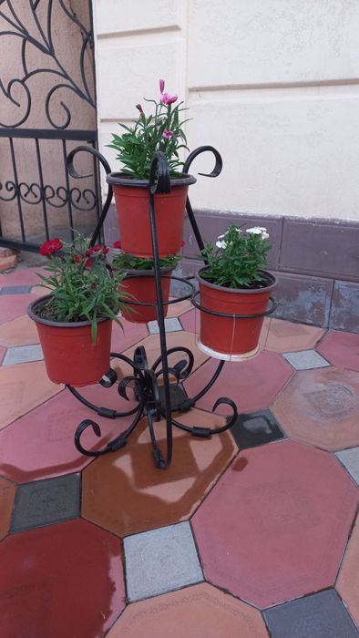 Подставка для цветов