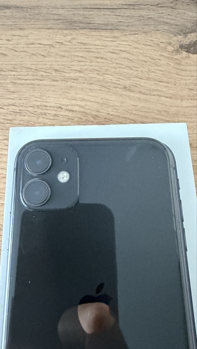 Iphone 11 в хорошем состоянии