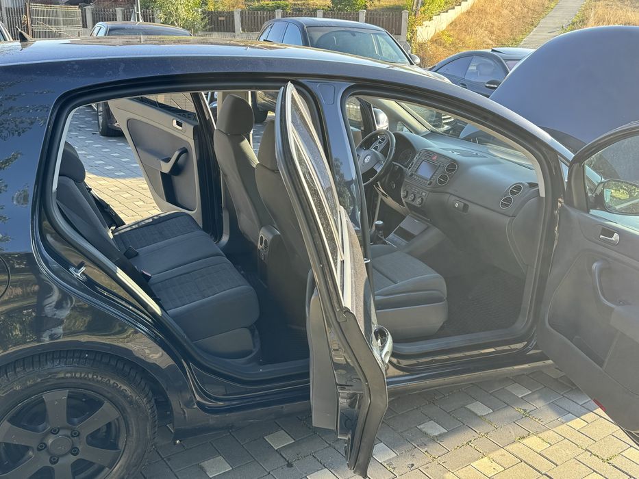 Vw Golf 5 plus 1.9 Tdi 105 cp BLS Euro 4 Manual 5 trepte   Adus din Germania