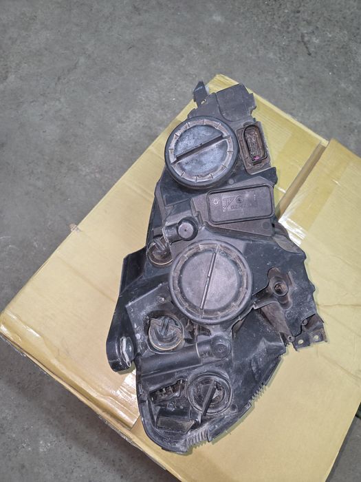 фары оригинал мерседес w204