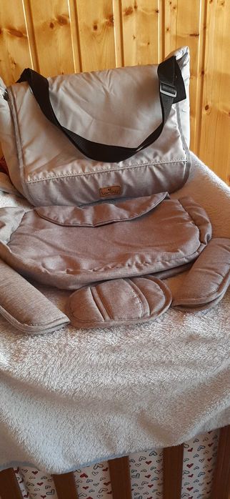 Кошче за кола или количка Лорели