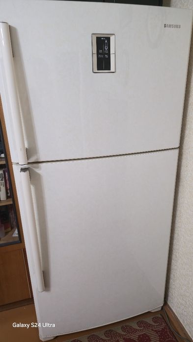 Продам холодильник samsung