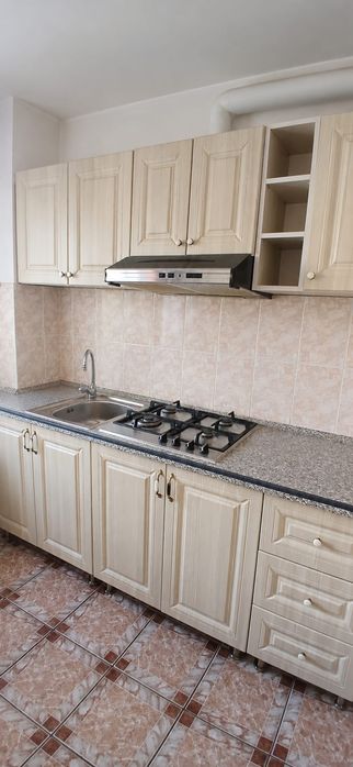 Vând apartament!!