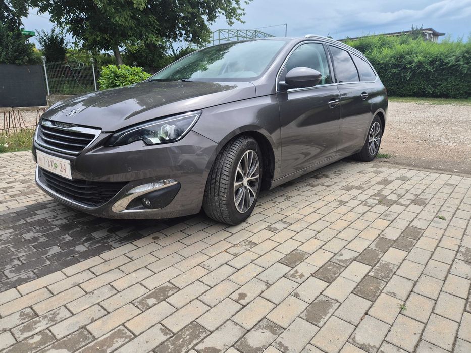 Peugeot 308, an 2014, Cutie automata
